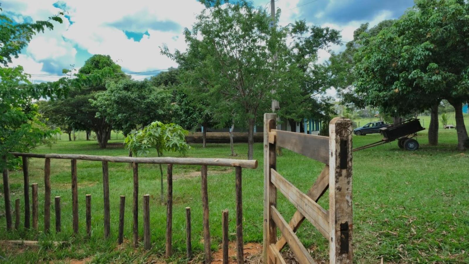 Fazenda Com Piscina E Churrasqueira Br-135 Proximo Curvelo Corinto E Morro Da Garca Eksteriør bilde